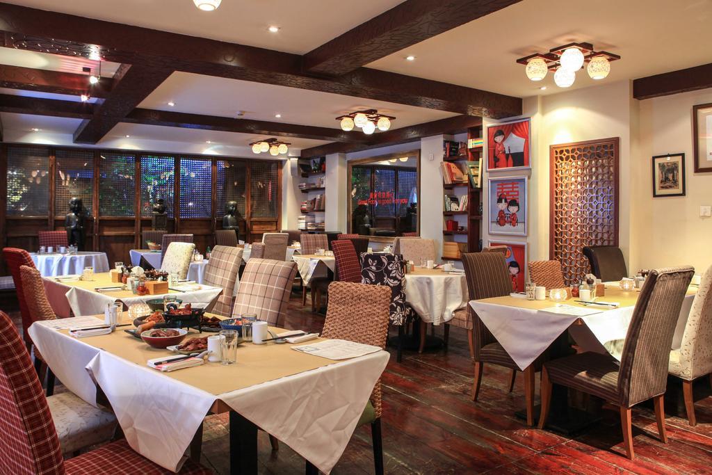 Beijing Red Wall Garden Hotel Wangfujing Exterior photo