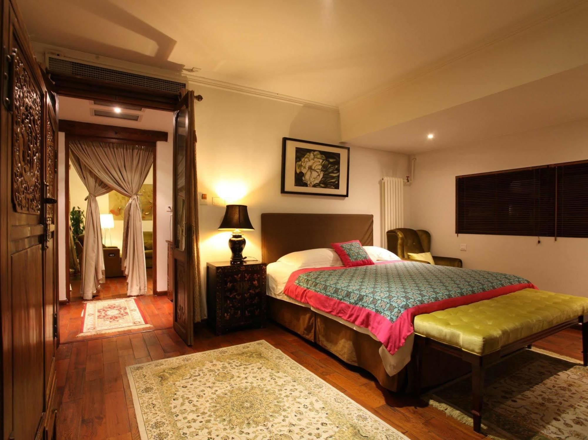 Beijing Red Wall Garden Hotel Wangfujing Exterior photo