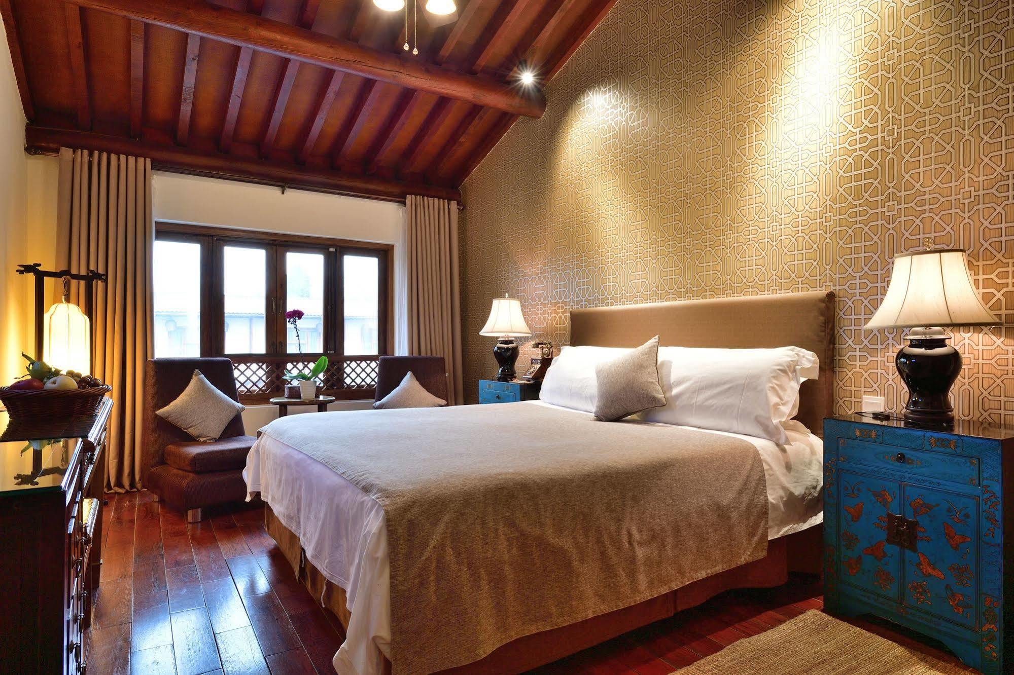 Beijing Red Wall Garden Hotel Wangfujing Exterior photo
